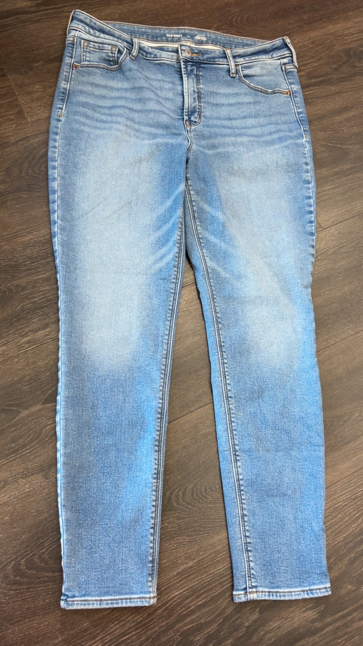 Old Navy high rise super skinny size 14