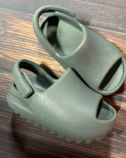 Adidas YZY Slides size 7