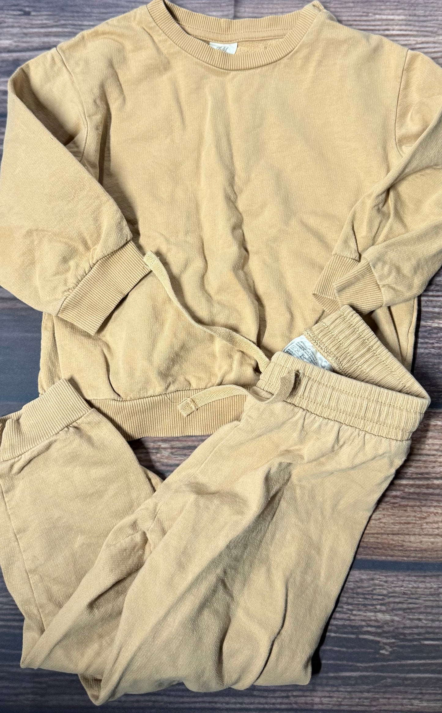 H&M 2T
