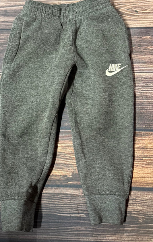 Nike 3T..slightly dingy knees