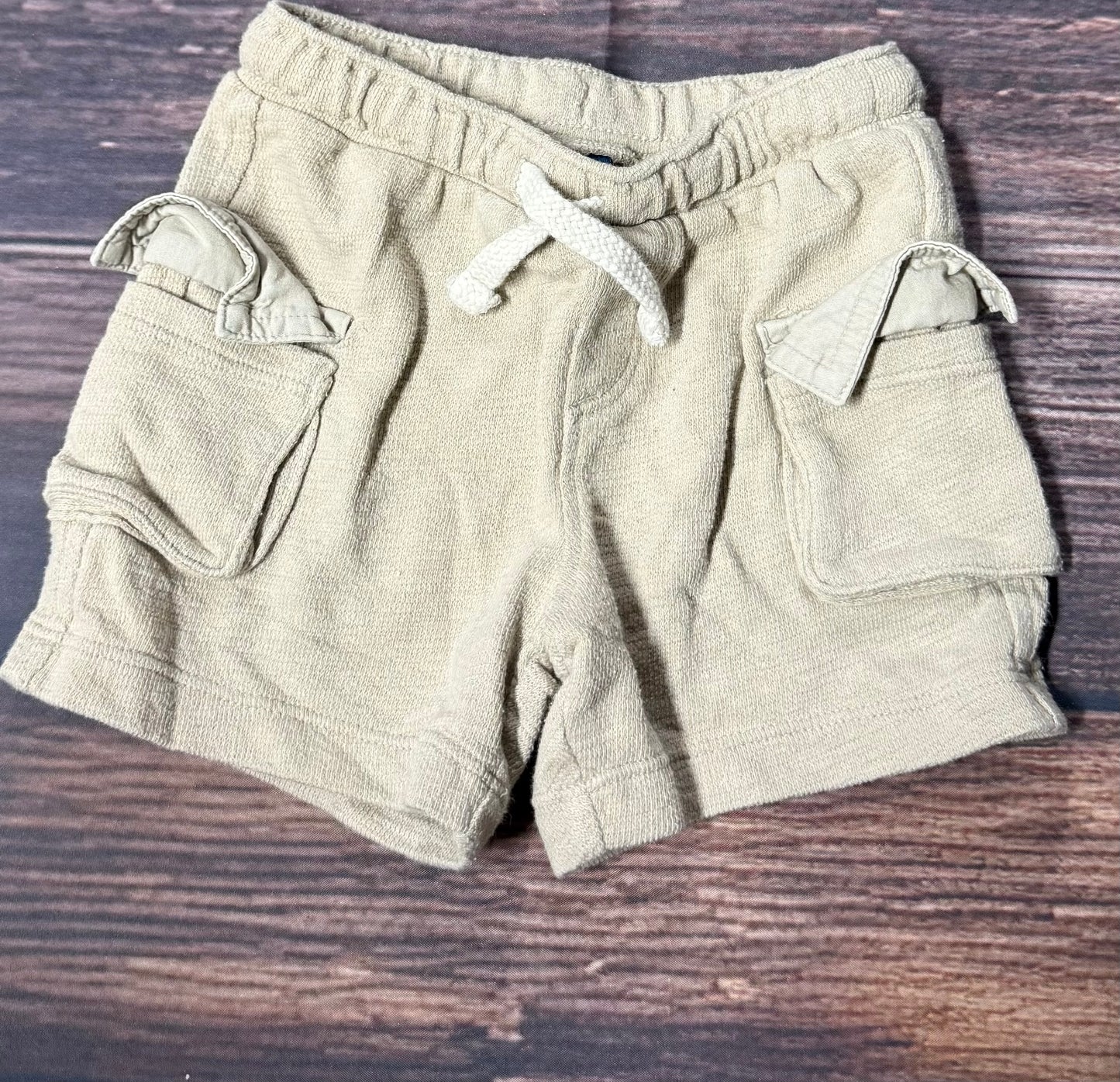 Old Navy 12-18m