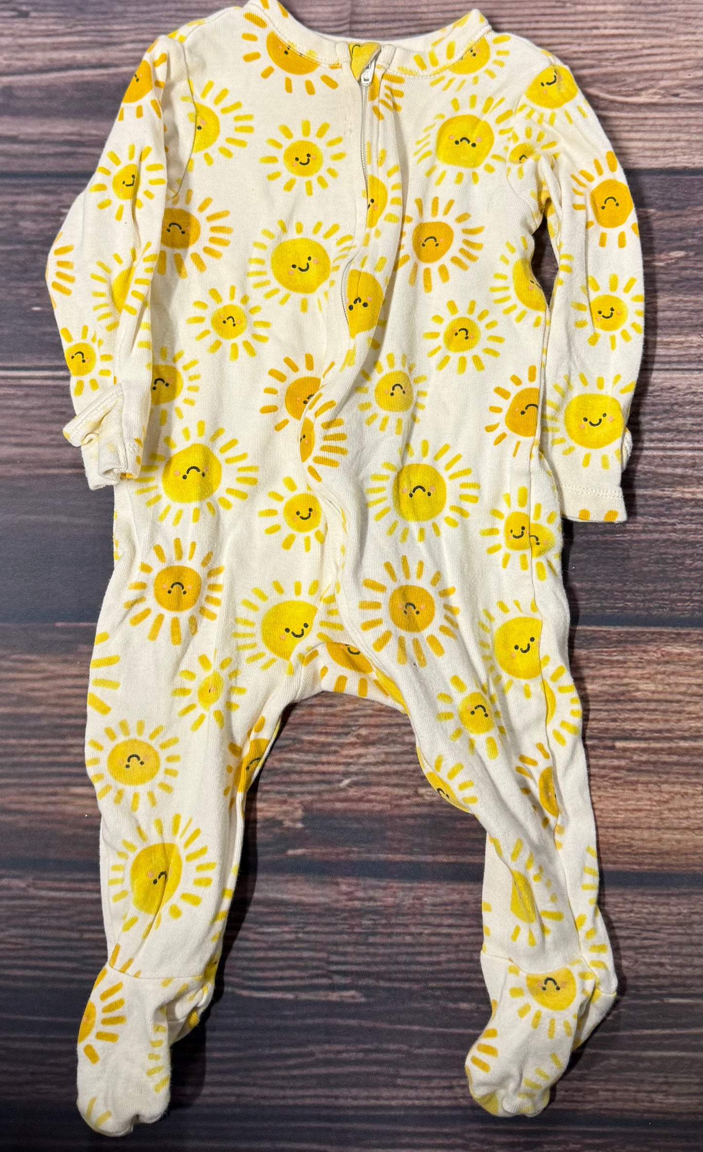 Old Navy 6-9m