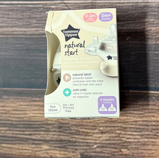 NEW tommee tippee 0-2m bottle