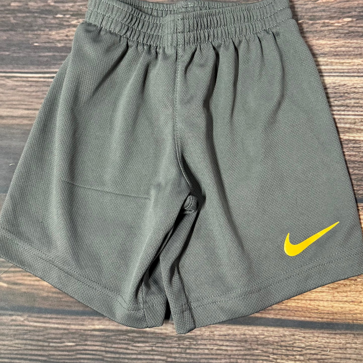 Nike 5..has a snag