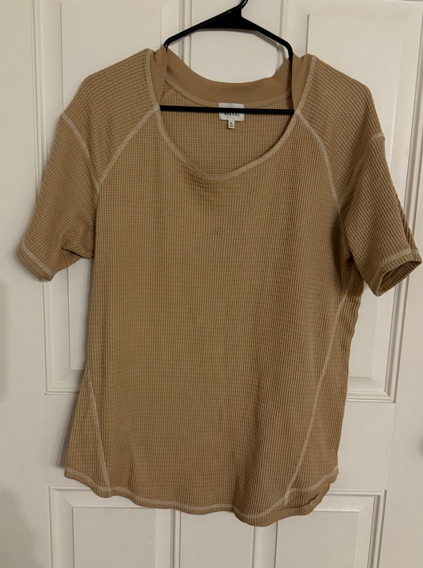 BKE xl..small water spot