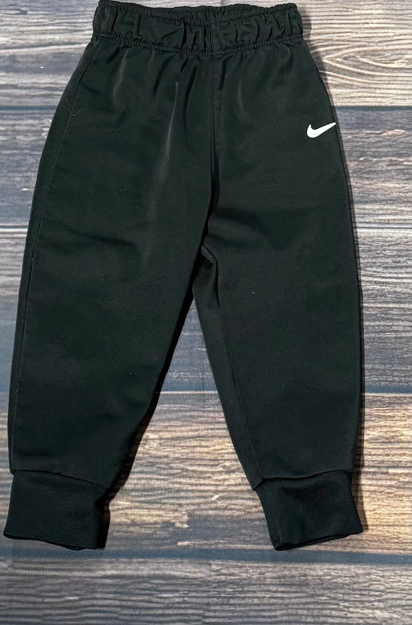 Nike 12m