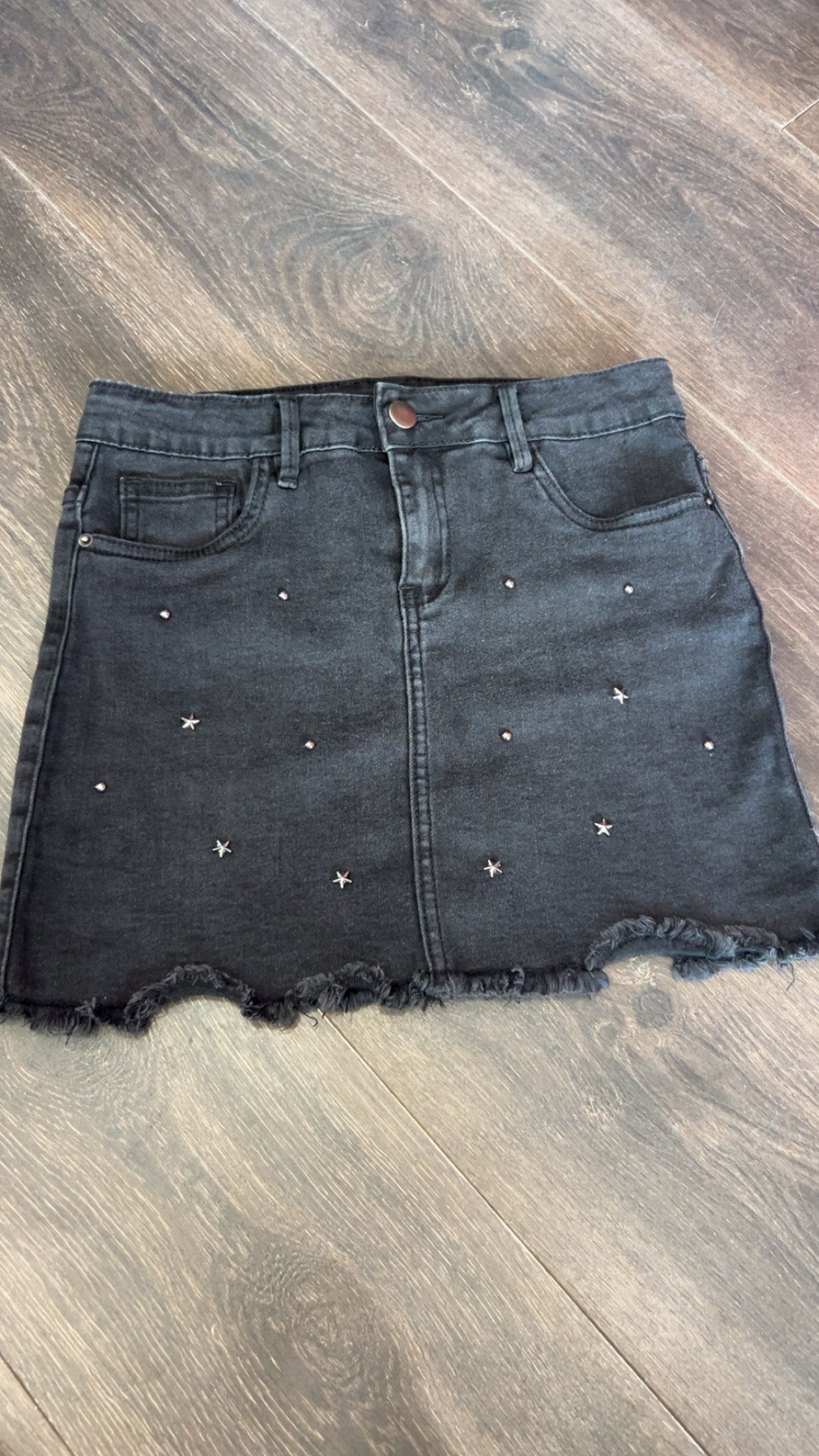 Dex size 12 (compares to a size 6)