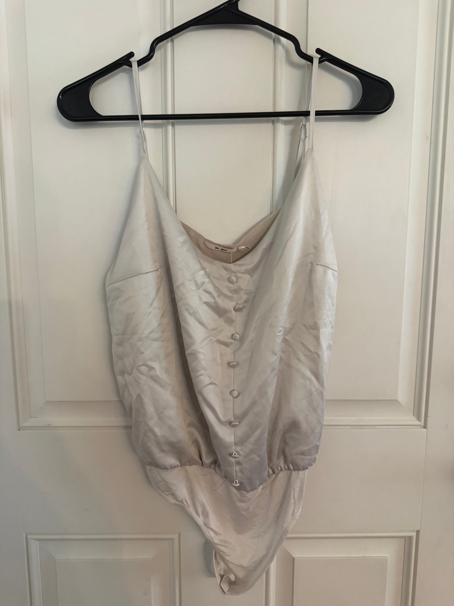 NWT mi ami medium