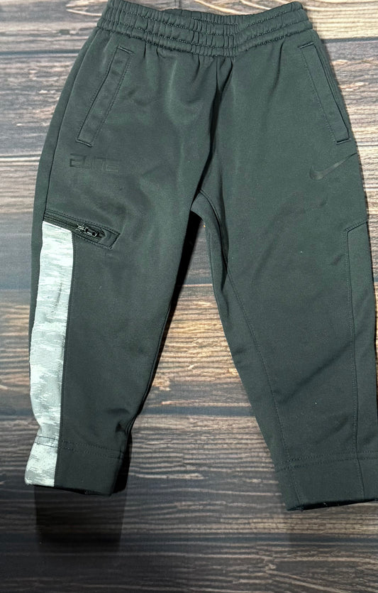 Nike 2T