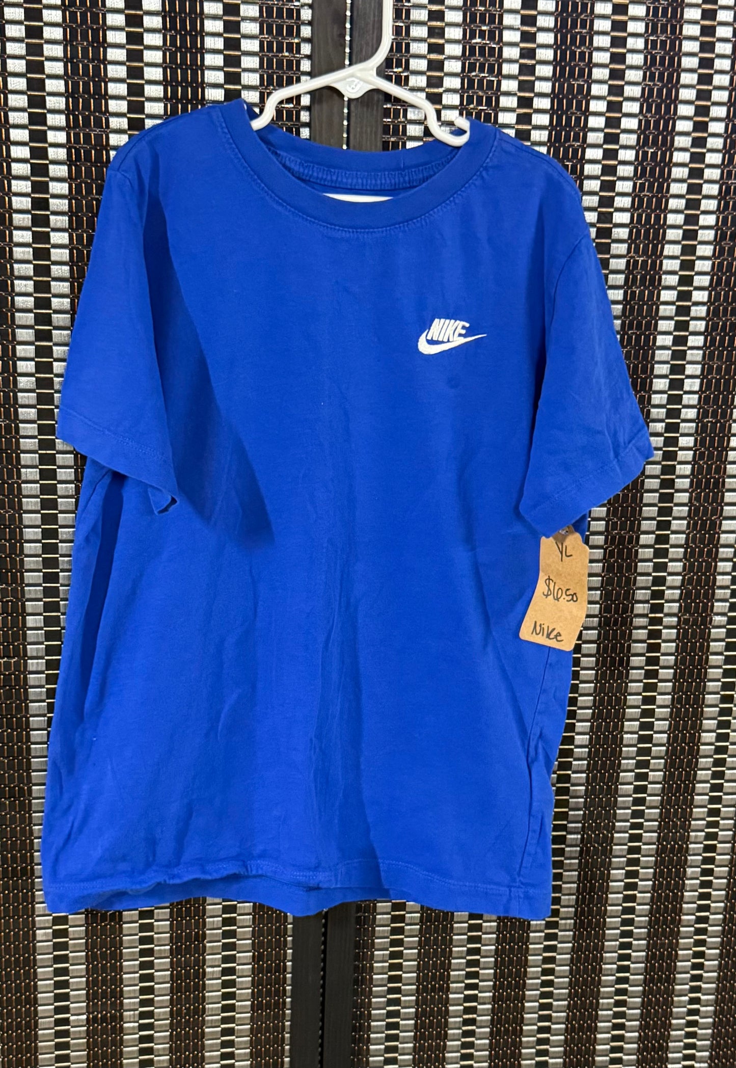 Nike youth large..small spot
