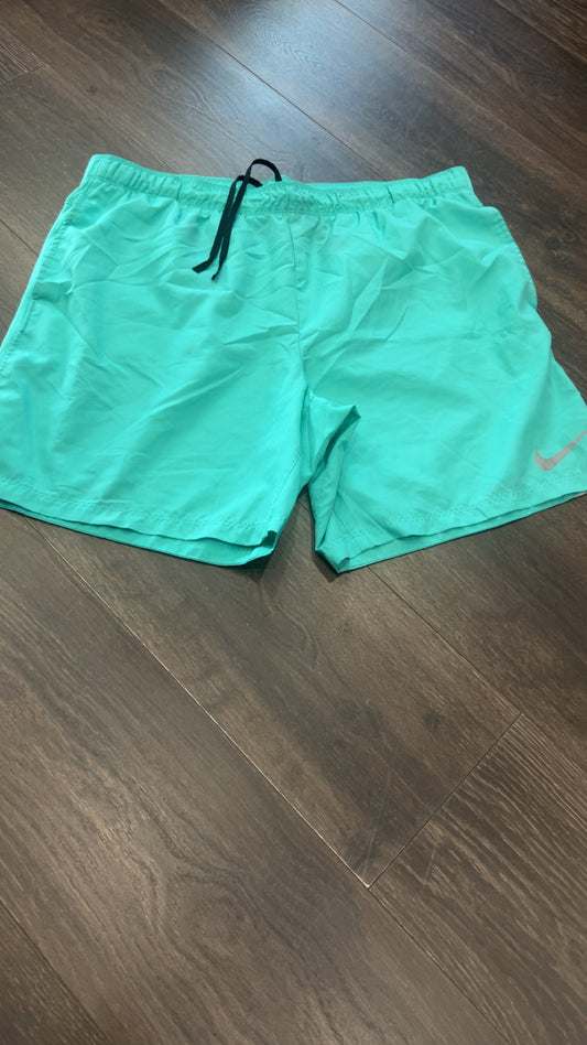 Nike XL