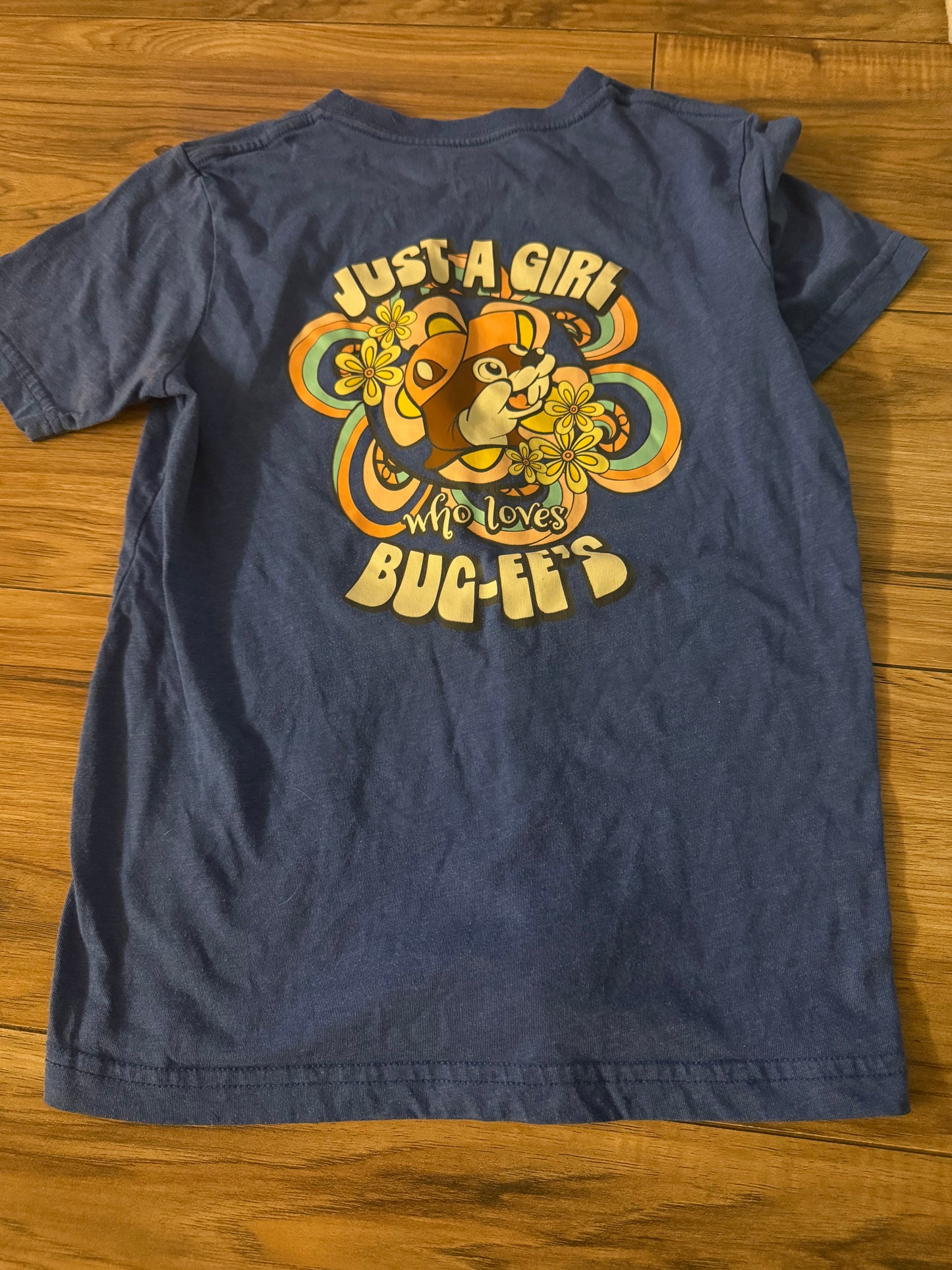 Buc-ee’s youth medium..back in second pic