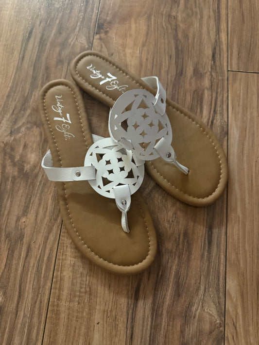 Vintage 7 eight size 9M