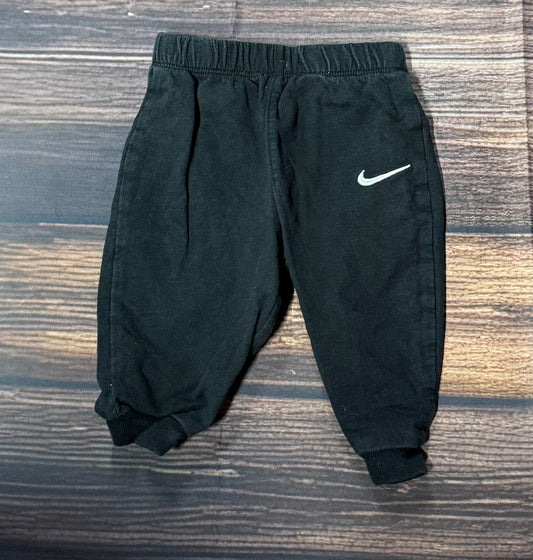 Nike 3-6m