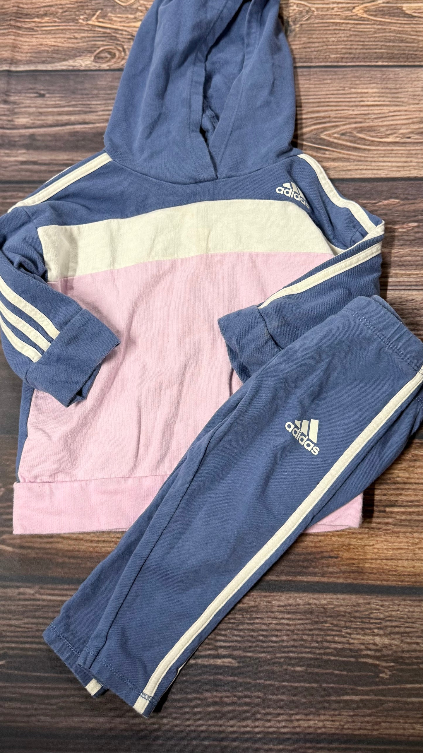 Adidas 12m