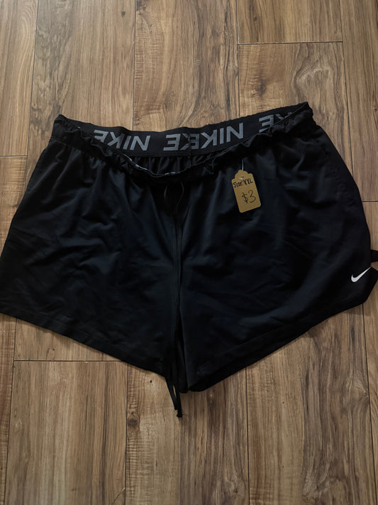Nike XXL
