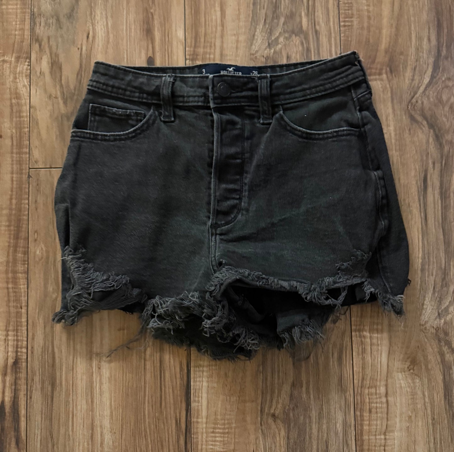 Hollister 3 W26