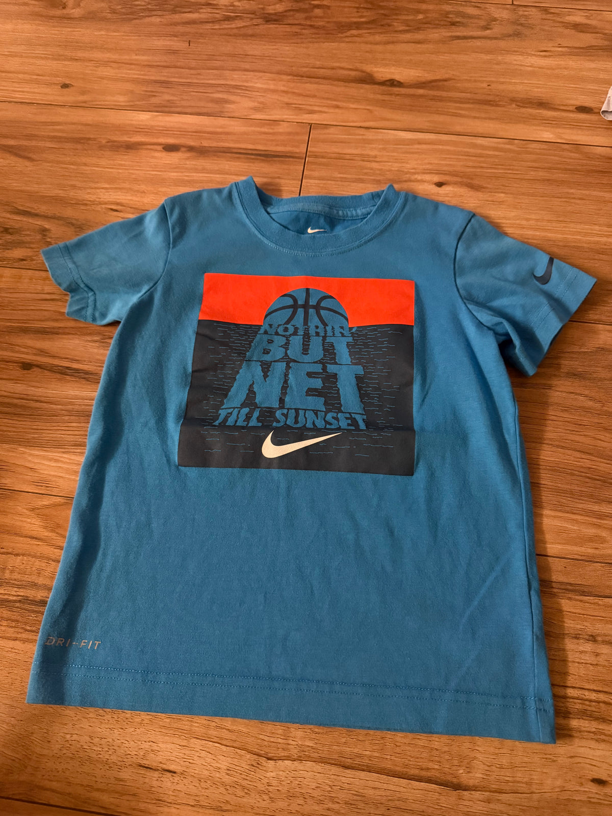 Nike 6