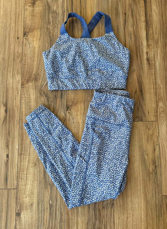 Zelos small bottoms/medium top