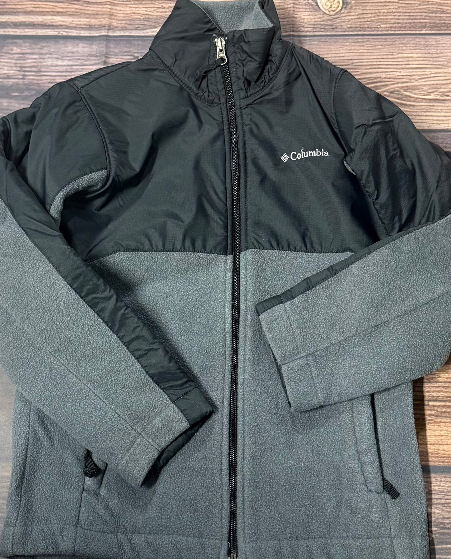 Columbia 8