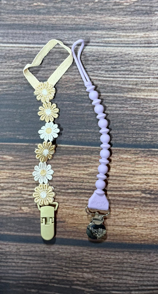 Paci clips