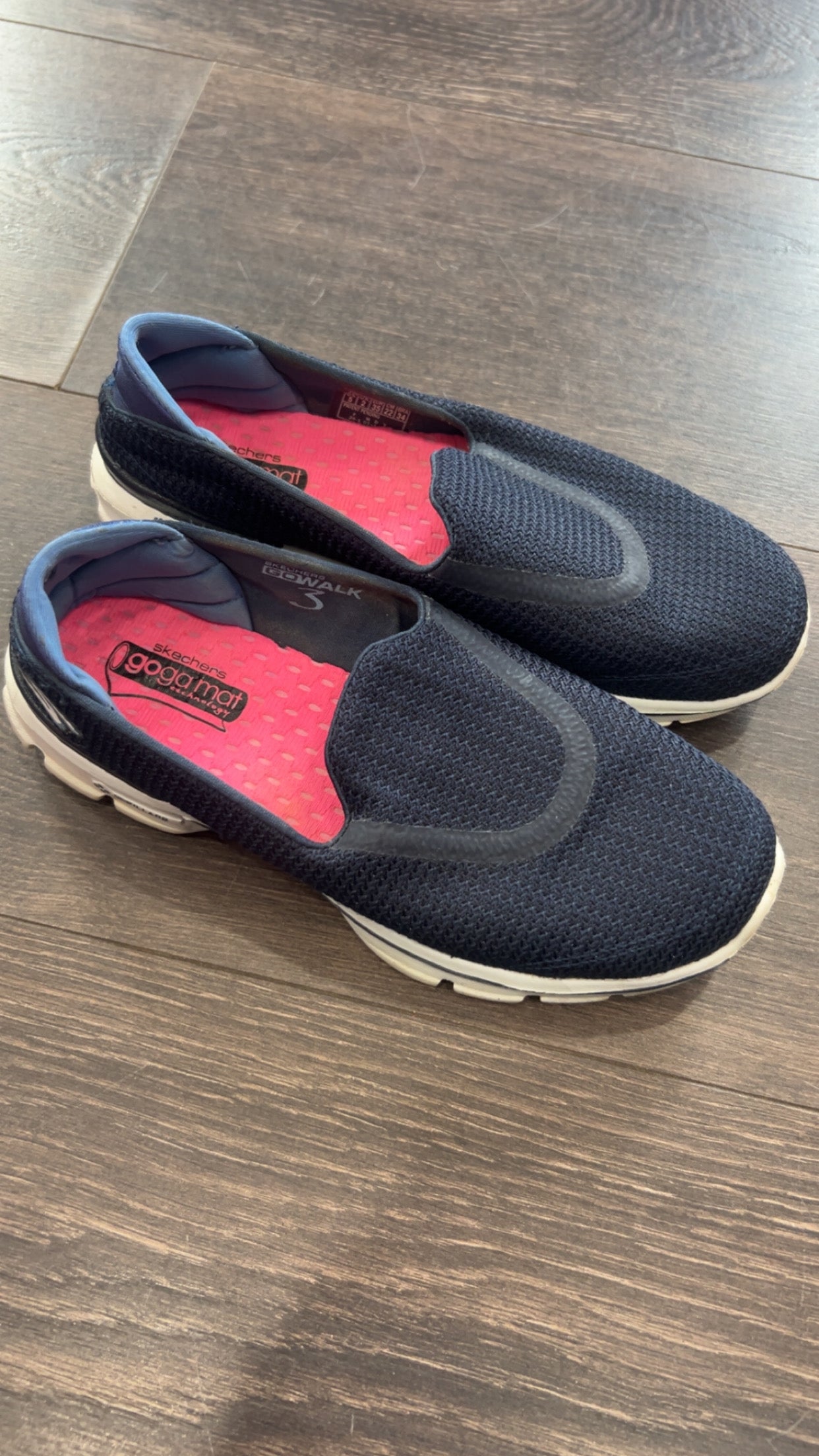 Skechers women’s 5