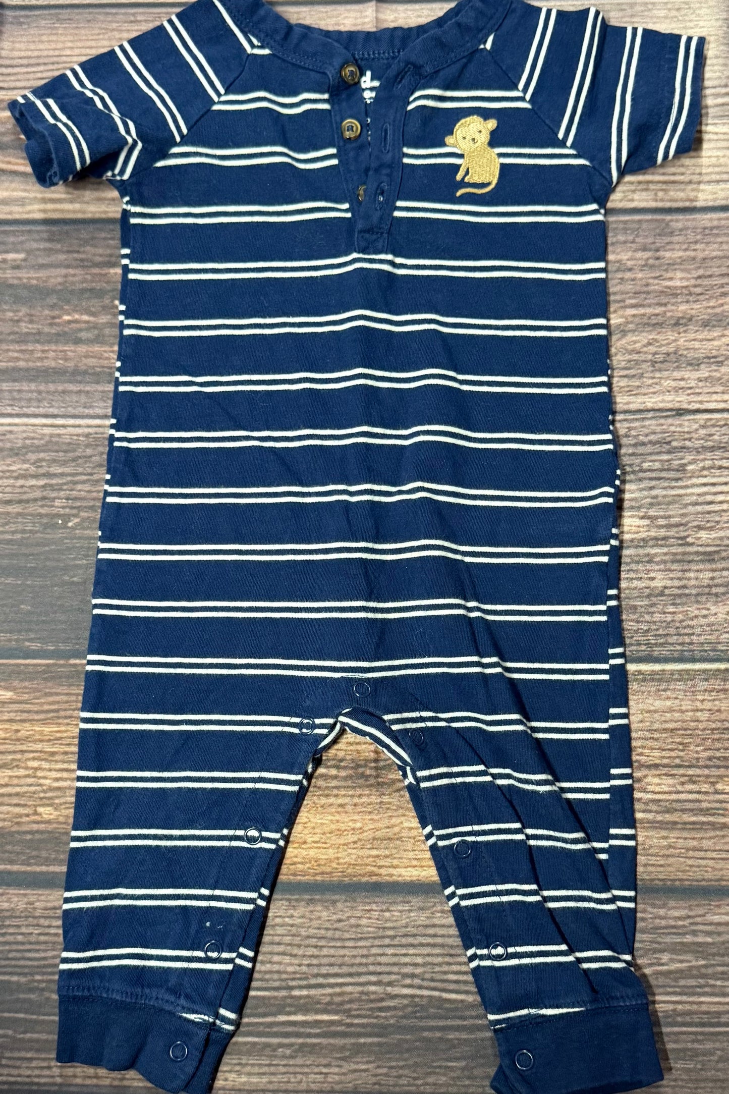 Carter’s 6-9m