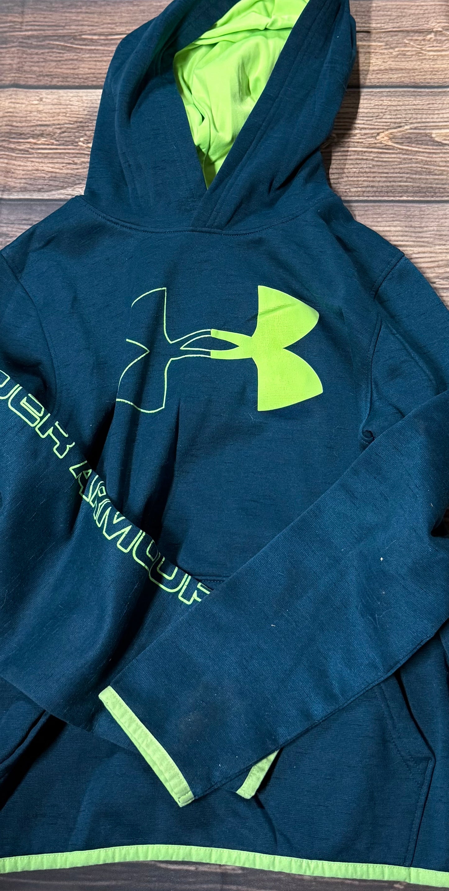 UA youth large