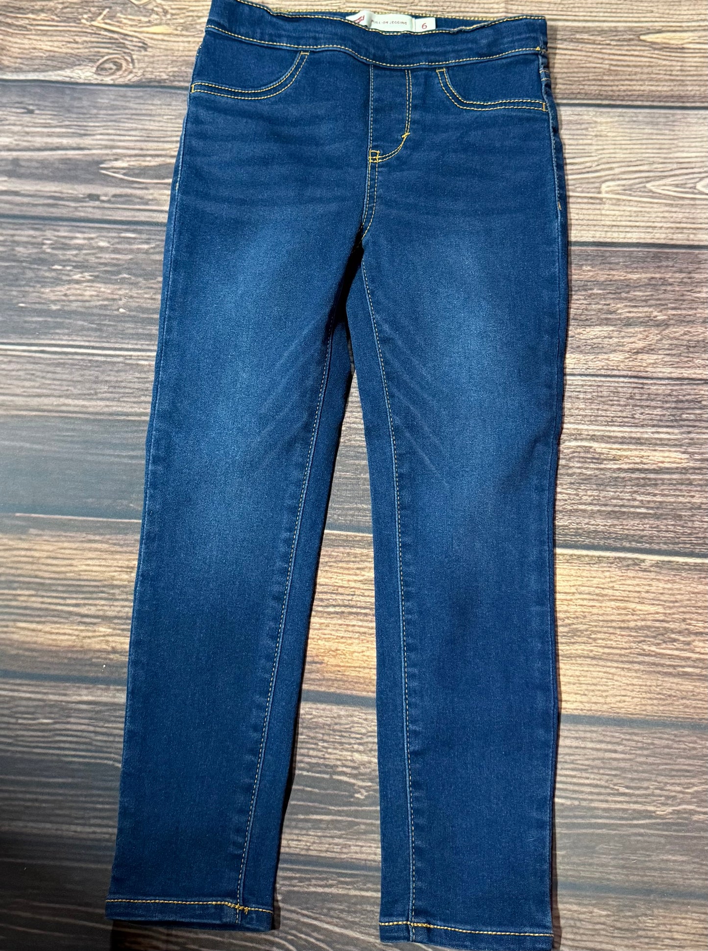 Levi’s 6