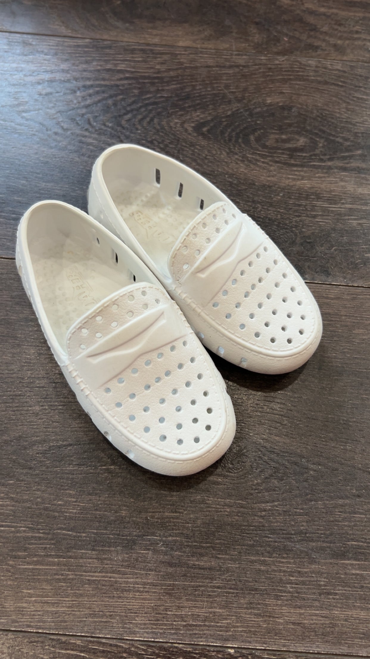 Floafers size 8.. retail $55