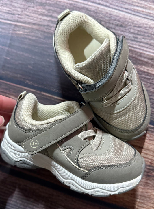 Stride Rite 6