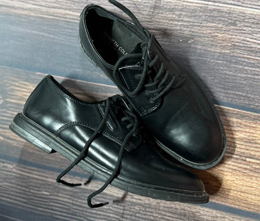Kenneth Cole 13