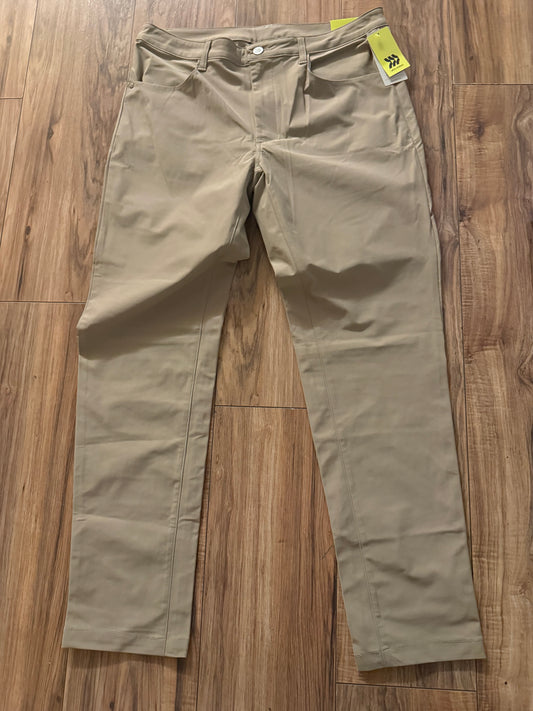 NWT all in motion 36x32