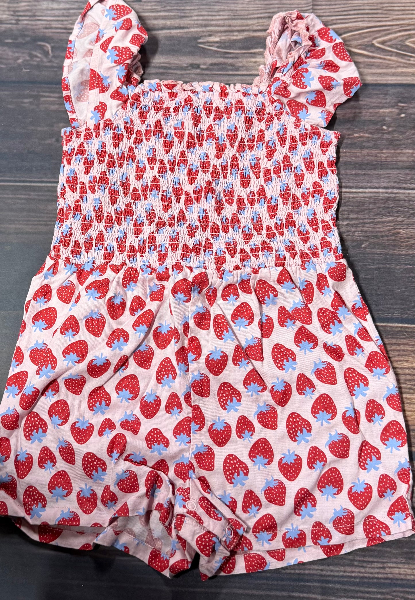 Crown & Ivy 4T romper