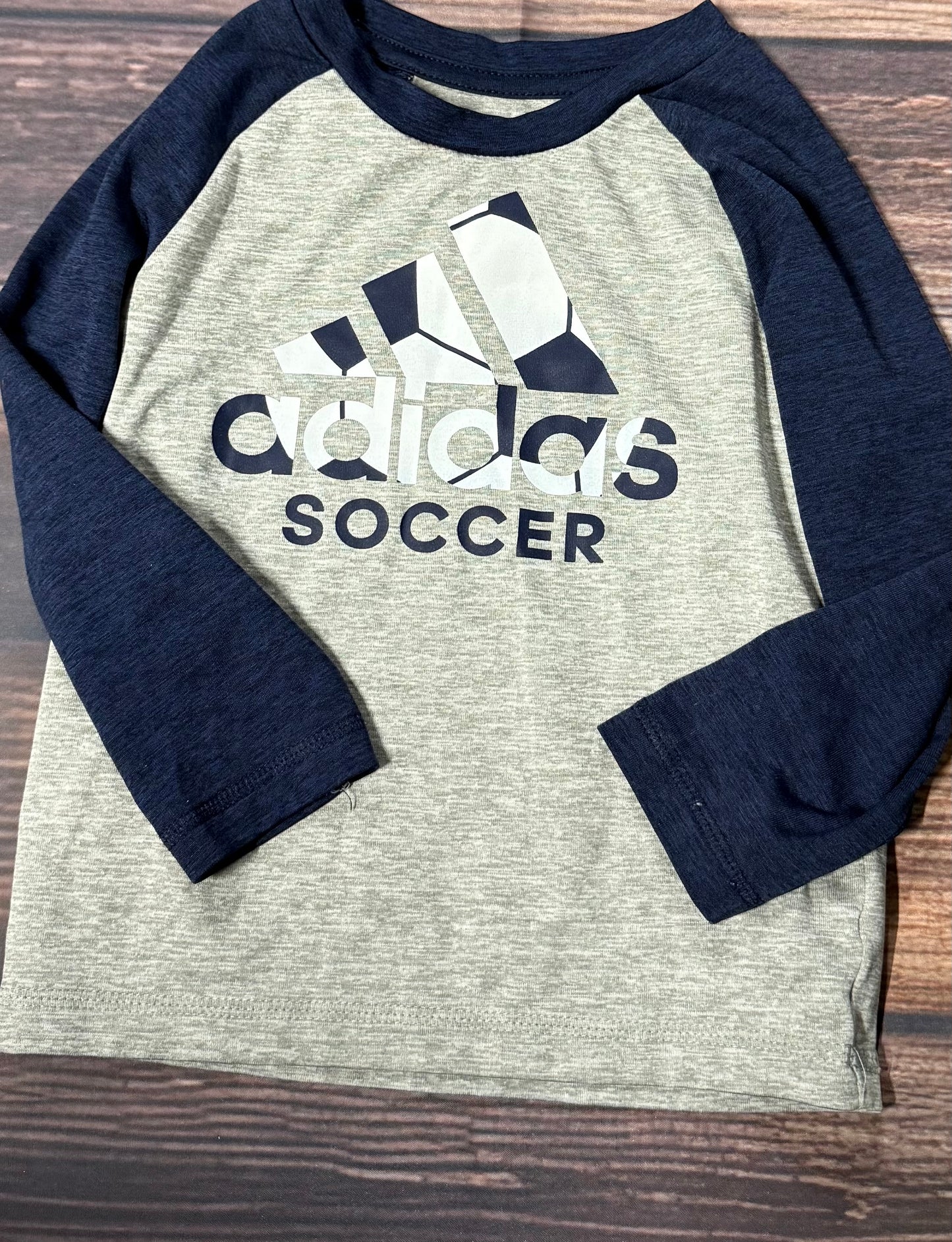 Adidas 2T
