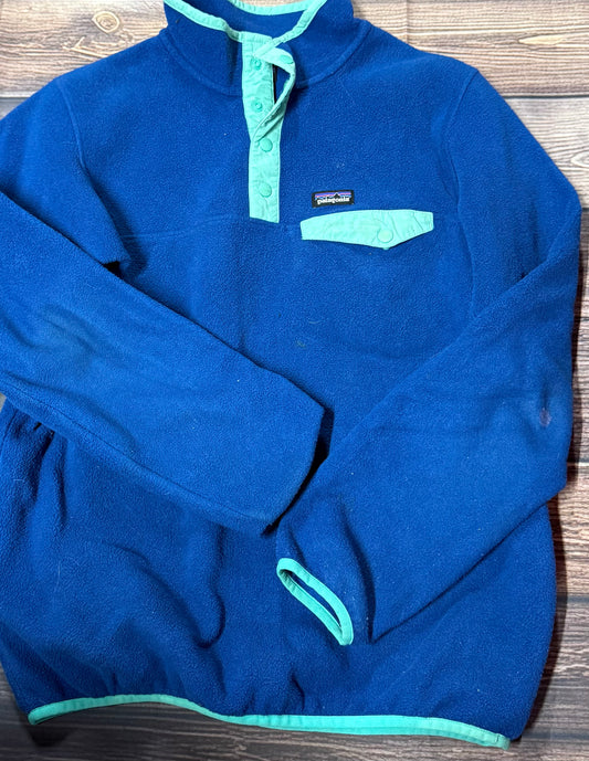 Patagonia xxl..small spot on arm