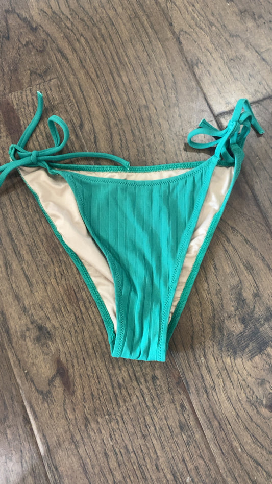 Shade & shore medium