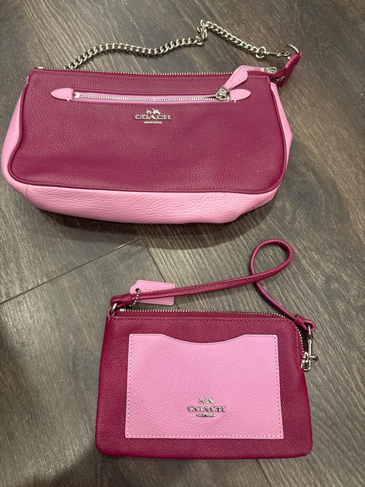Coach purse with wristlet