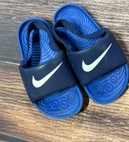Nike 8c