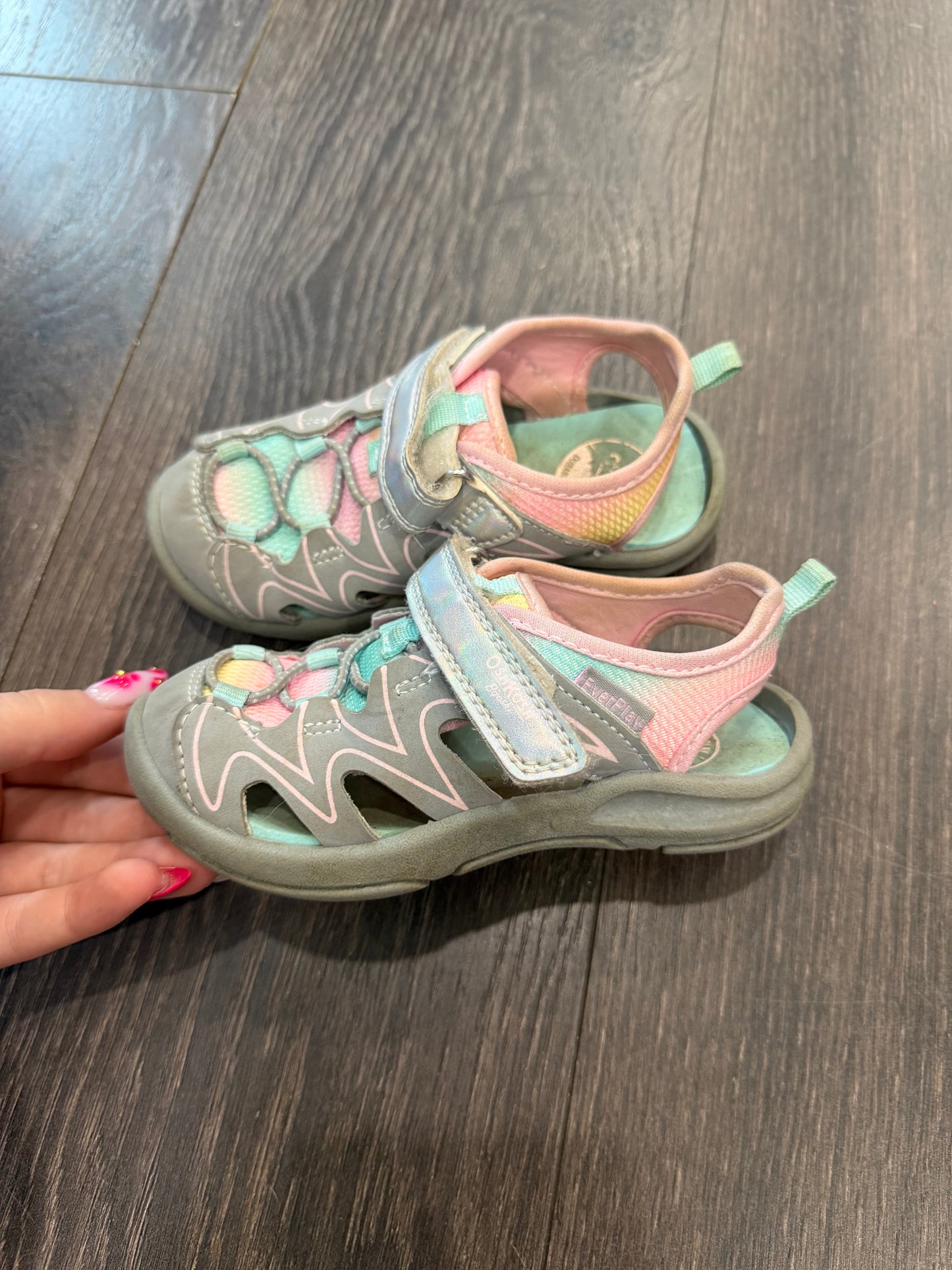 OshKosh size 8M