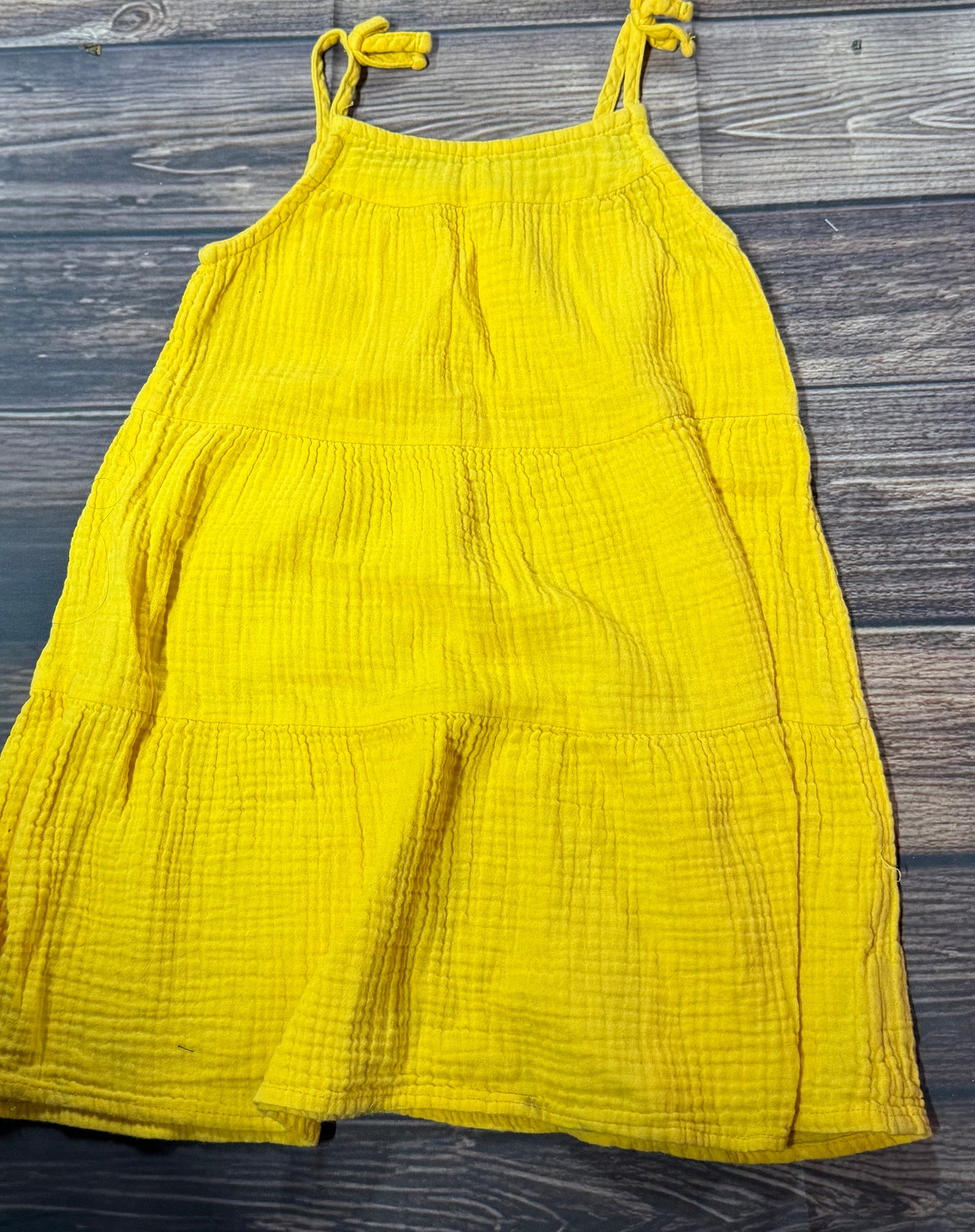 Cat & Jack 5T..small spot on back