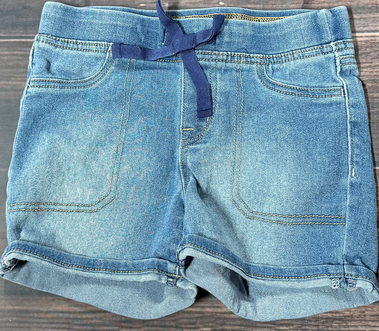 l.e.i. Small regular