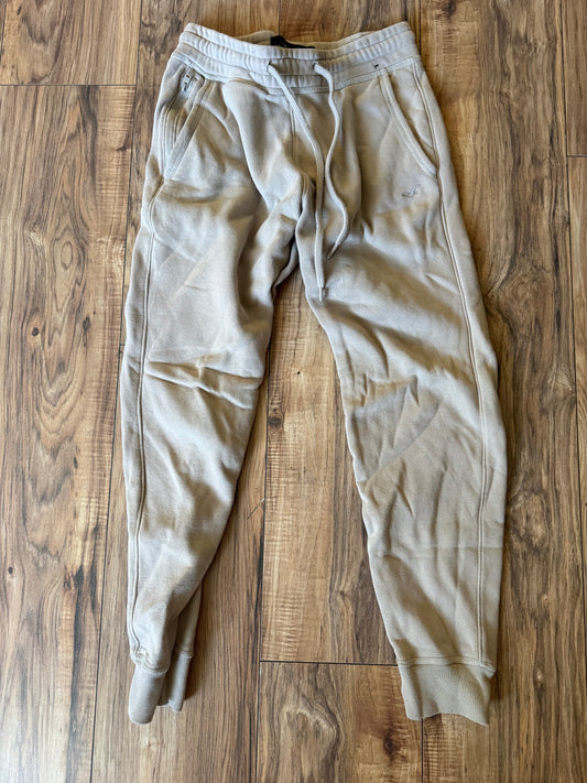 Hollister XS