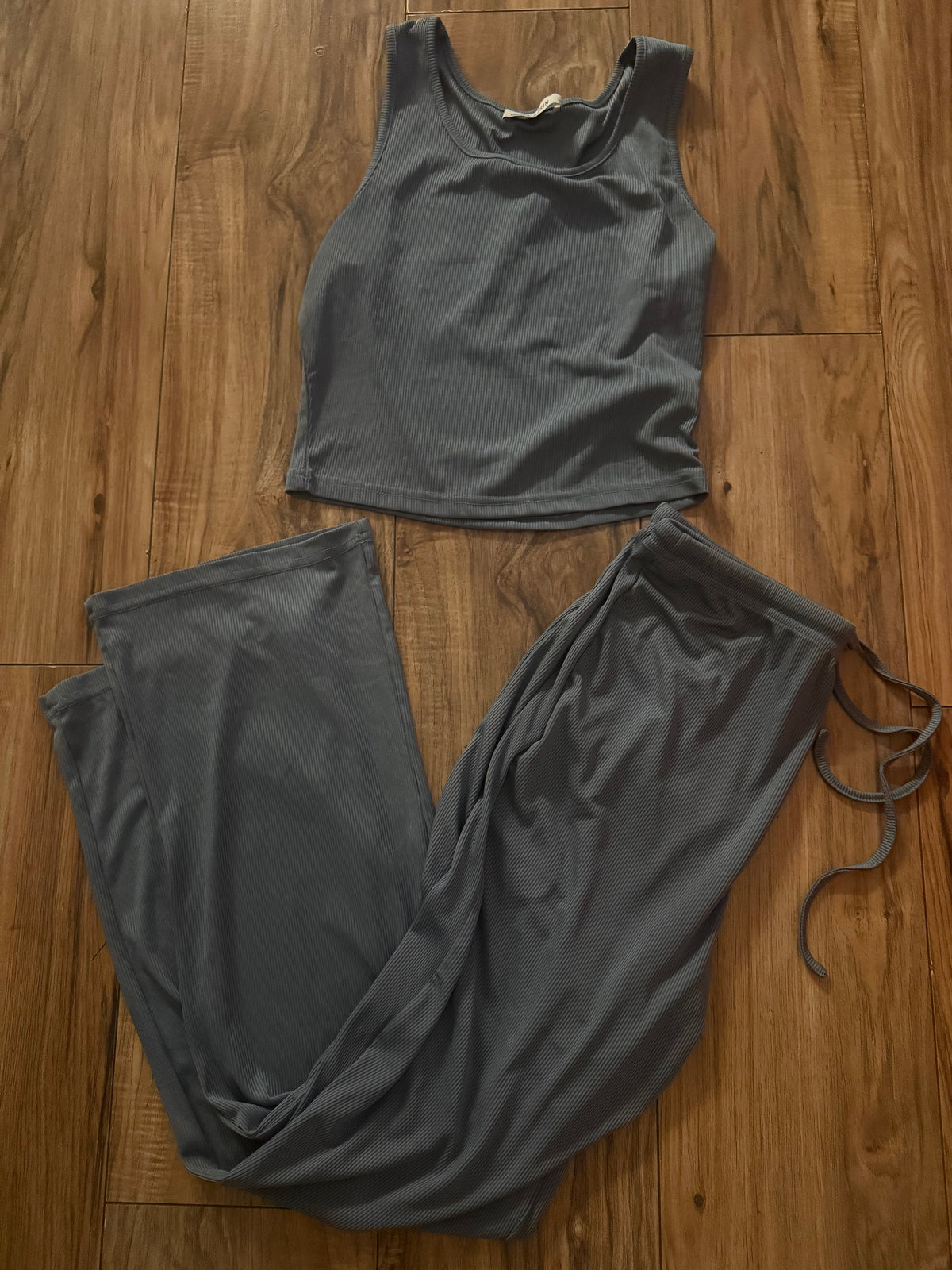 Nwt Grace Karin small..set in second pic