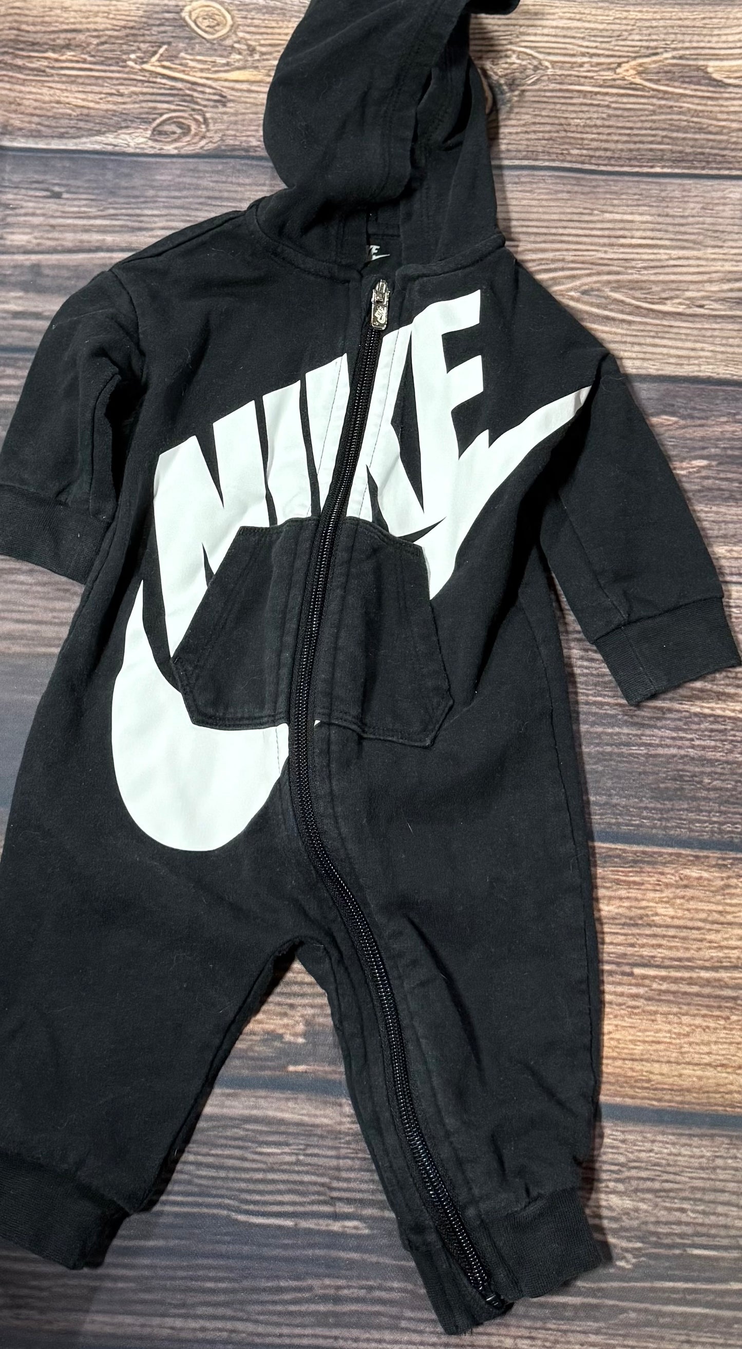 Nike 6m