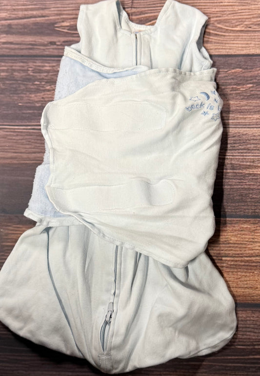 Halo sleepsack newborn..small spot on front