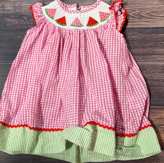 Lil Cactus 6-12m..one button fastener broke