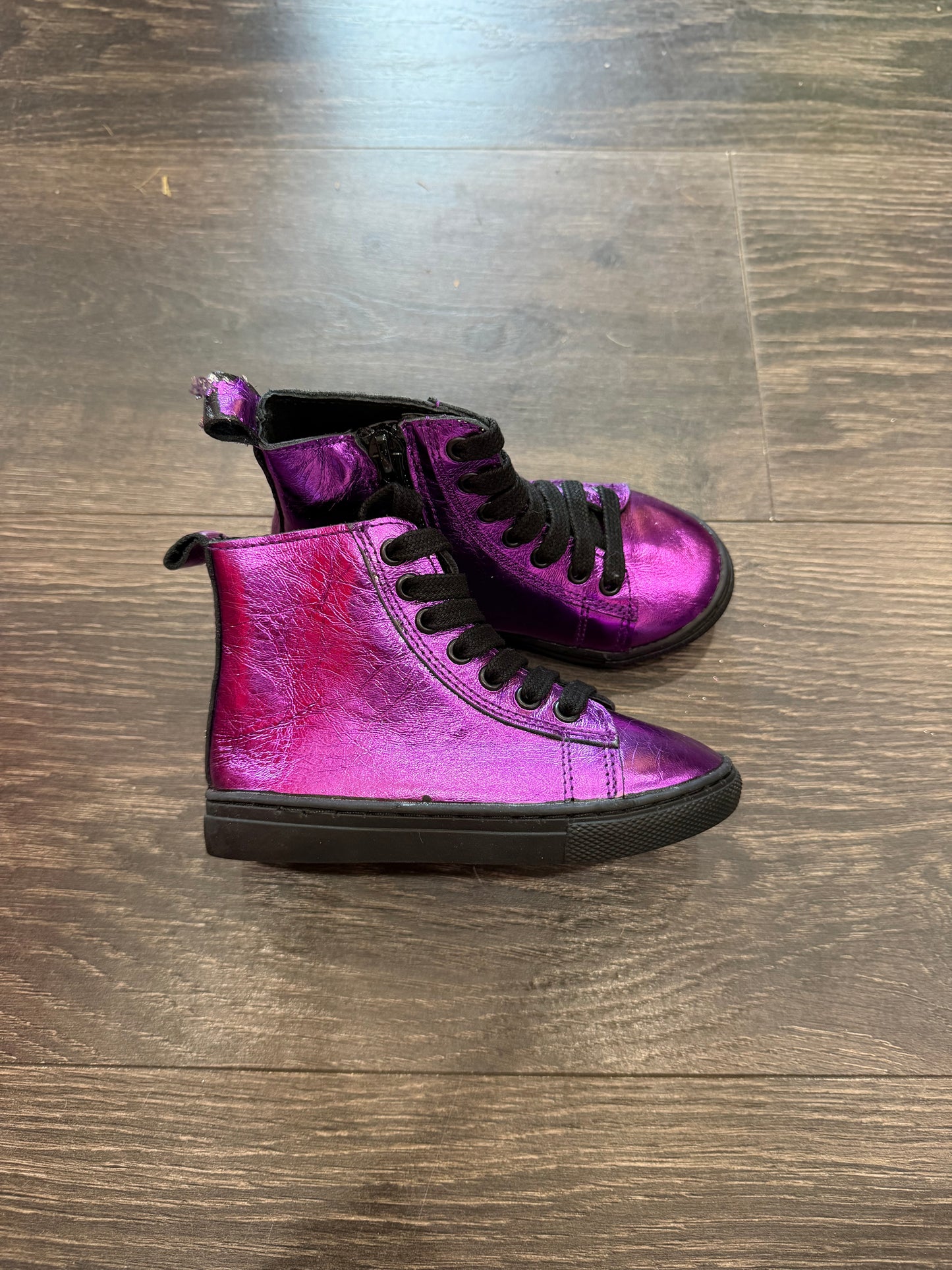 Spell Bound size 7