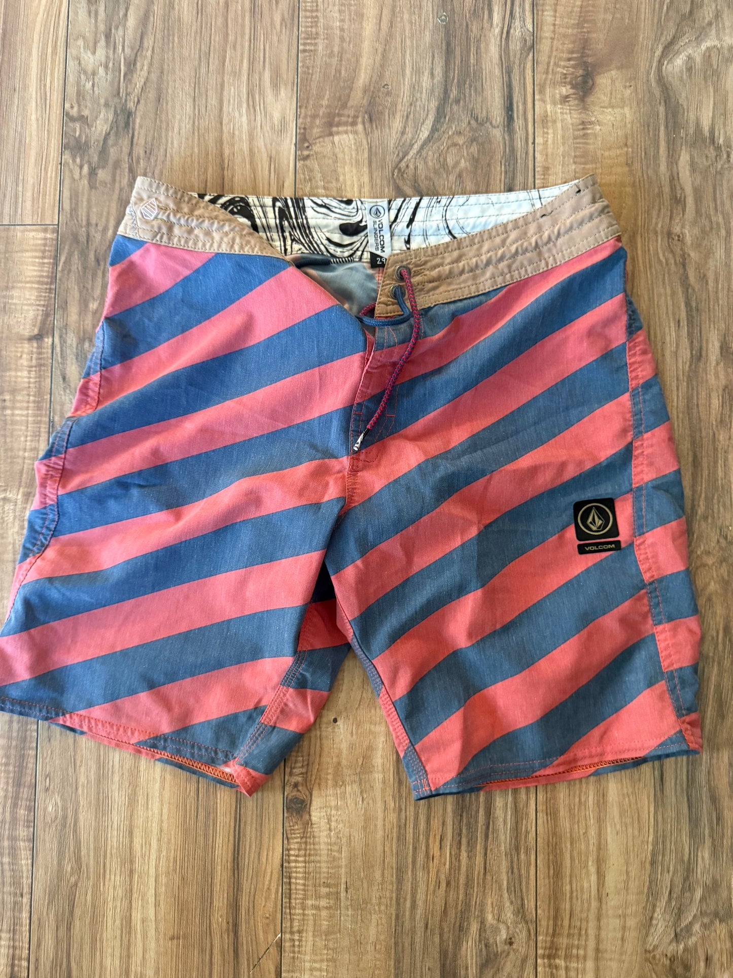 Volcom size 29