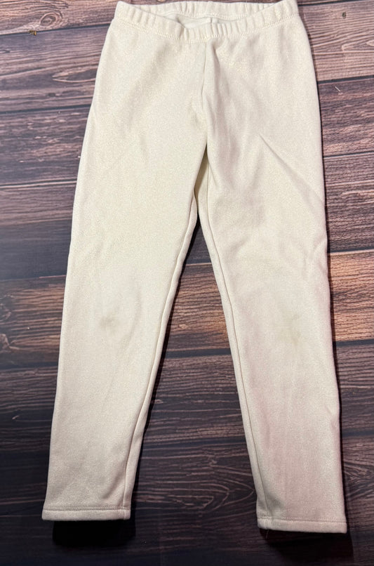 Thereabouts 7/8..has staining on knees